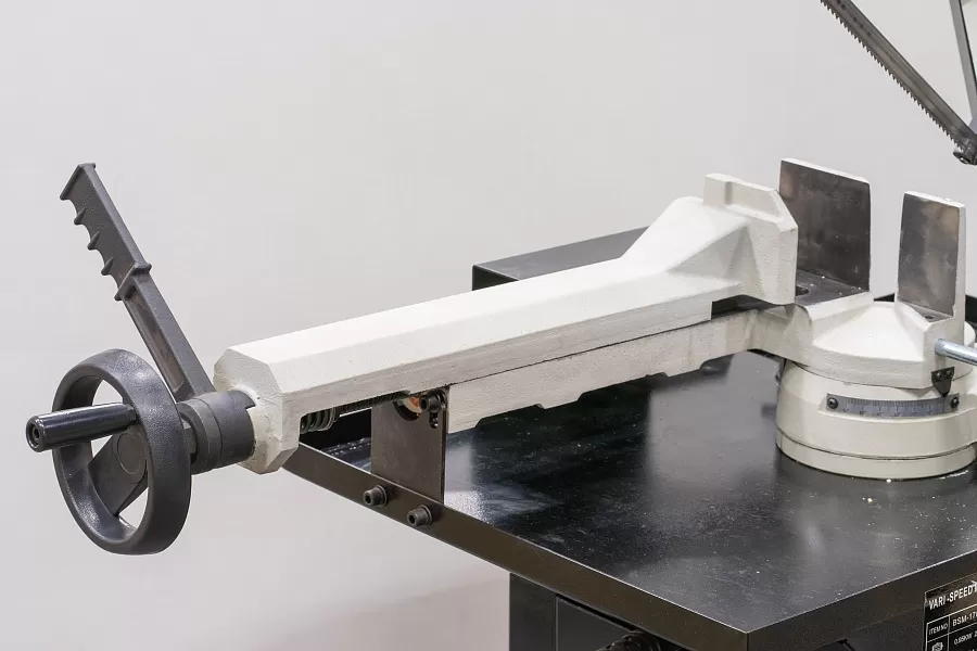 Станок ленточнопильный Stalex BSM-170GV